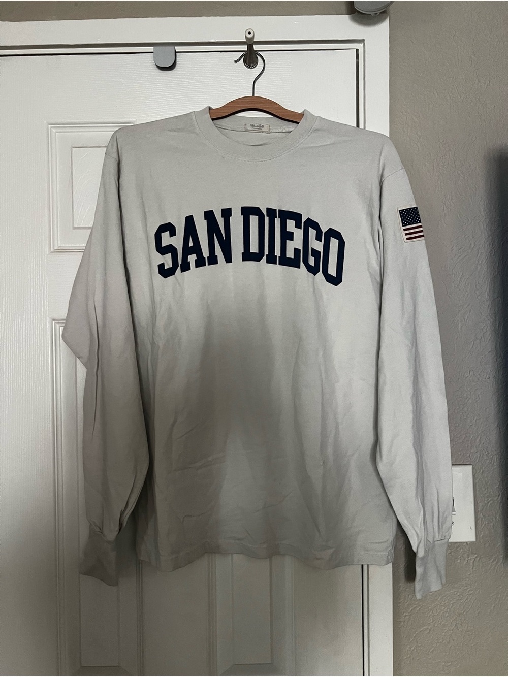 Brandy Melville White Long Sleeve San Diego Graphic Tee with Navy Print